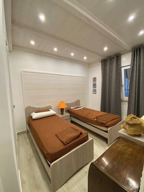 3 Schlafzimmer, Bügeleisen/Bügelbrett, WLAN, Bettwäsche