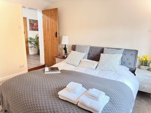 Cozy 3bed New Forest Cottage-Nearby Paultons Park-Peppa Pig World-Fully equipped