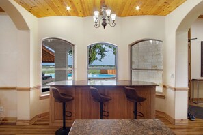 Interior - Luxury Ranch in Florence-Party House for Families 5 1/2 bedrooms,5bath,Sleeps 20 (Florence)