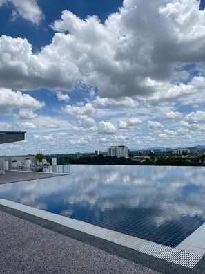 Pool - Calming Room,Strategic Place,Kozy Square (Kuching)