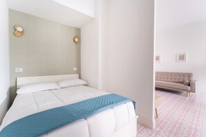 1 habitación, tabla de planchar con plancha, wifi y ropa de cama 