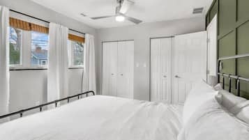 2 bedrooms, iron/ironing board, travel crib, free WiFi