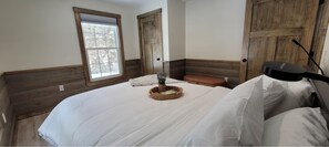 2 bedrooms, desk, free WiFi, bed sheets