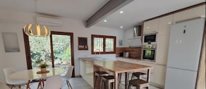 Fridge, microwave, oven, dishwasher - Los Palmitos, Calonge - Costa Brava (Calonge)