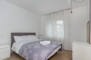 1 makuuhuone, silitysrauta/-lauta, Wi-Fi, vuodevaatteet