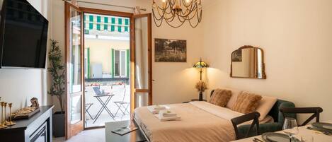 1 bedroom, iron/ironing board, WiFi, bed sheets