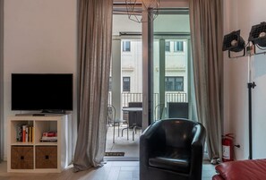 Living area - GuestHost - Modern Apartment Roma-Ostiense (Roma)