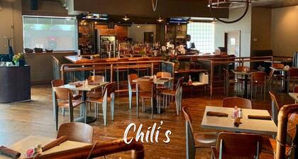 Comfortable 6BR Urban Retreat Lgbtq 38