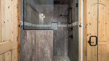 Shower, jetted tub, hair dryer, towels