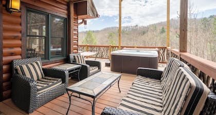 Selah Vie Lodge~Trout Pond~Creek~Views~6 Acres~Game Room~3 Kings~Mtn Views