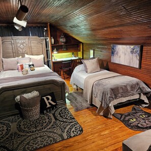 6 bedrooms, iron/ironing board, WiFi, bed sheets