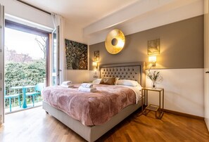 2 slaapkamers, een bureau, een strijkplank/strijkijzer, wifi