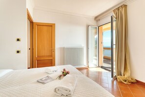 3 makuuhuonetta, ilmainen Wi-Fi, vuodevaatteet