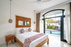 Villa, 2 slaapkamers, terras, uitzicht op zwembad | Uitzicht vanuit de kamer