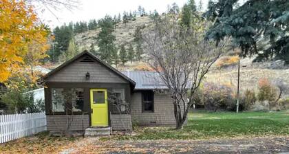 Wolf Creek Cottage- Close to Missouri River