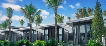 Olee Sea View Resort