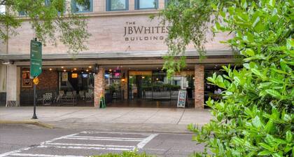 Master Tournament Luxury Condo with Views