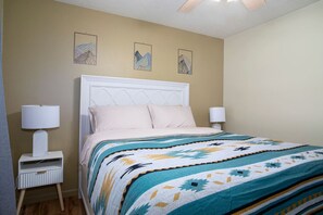 4 habitaciones, escritorio, wifi gratis y ropa de cama