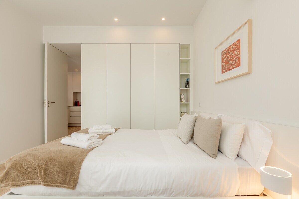 1 dormitorio, tabla de planchar con plancha, Internet y ropa de cama