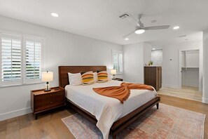 4 habitaciones, escritorio, tabla de planchar con plancha y wifi gratis