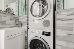 Interior - Blueground | West Village, AC, w/d, balcony (New York)