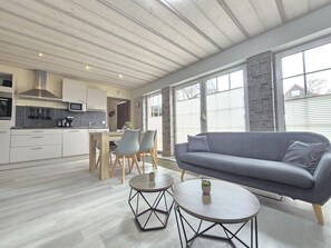 Uklassifisert bilde, 3 av 35, knapp