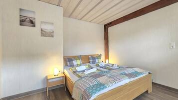 2 Schlafzimmer, BĂŒgeleisen/BĂŒgelbrett, WLAN