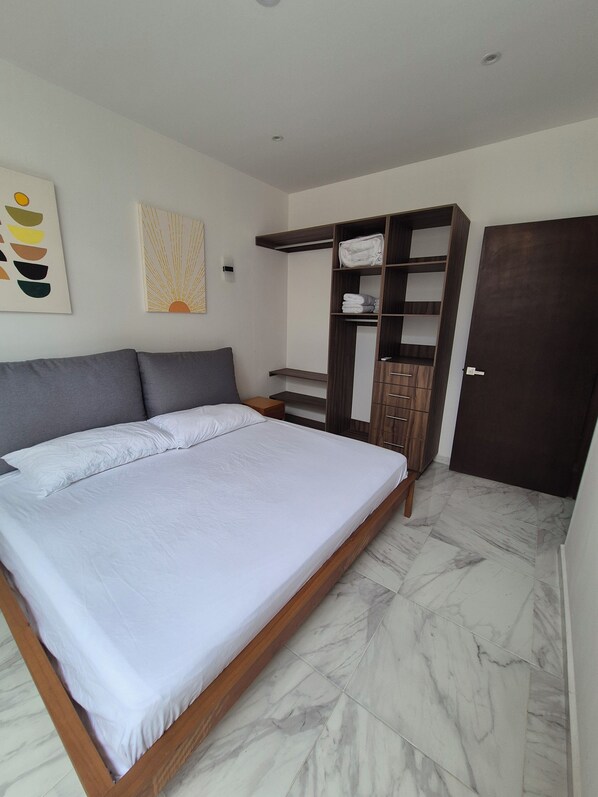 1 bedroom, WiFi, bed sheets
