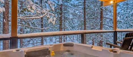 Baignoire à remous extérieure