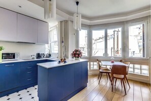 Private kitchen - Ava's dream 2 - Bright & close to the Eiffel Tower (Paris)