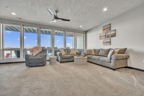 TV connectée, cheminée