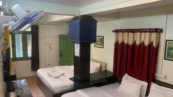Chambre Familiale | Wi-Fi gratuit