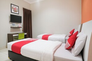 Room - Hotel O near Jogja Expo Center formerly Hotel Desa Puri (Baturetno)