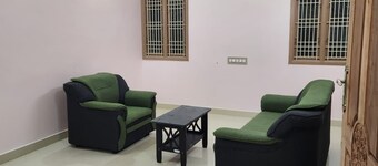 HOME STAY IN AMBASAMUDRAM PREMIKA BHAVAN