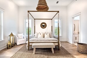 8 dormitoris, planxa i posts de planxar, un bressol de viatge i wifi 