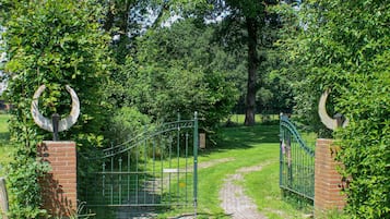 Jardines del alojamiento