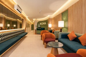 Lobby - KOVA Hotel - Bui Vien Central (Ho Chi Minh City)