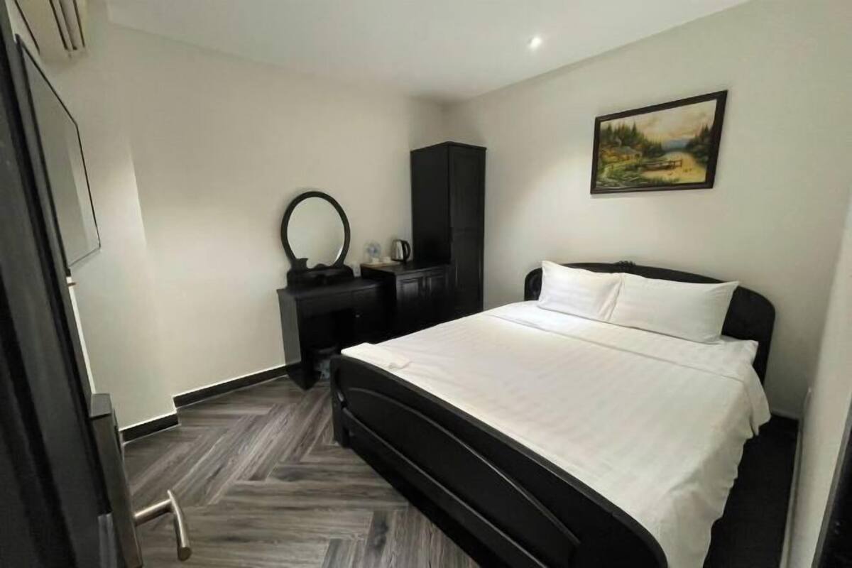 Ropa de cama de alta calidad, minibar, wifi gratis y ropa de cama