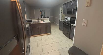 Cozy ranch style house with wifi.
