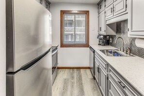 Fridge, microwave, stovetop, dishwasher - Walk to Ocean: Condo w/ 3 Pools in Myrtle Beach (Myrtle Beach)