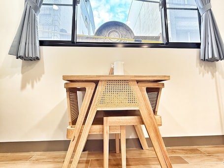 Superior Double Room | In-room dining