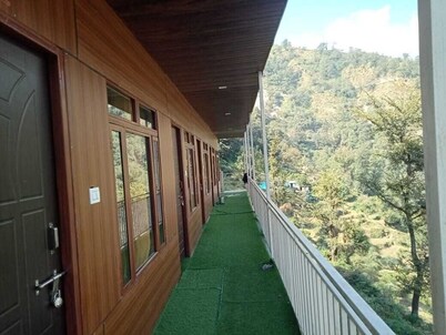 Hotel Maya Residency
