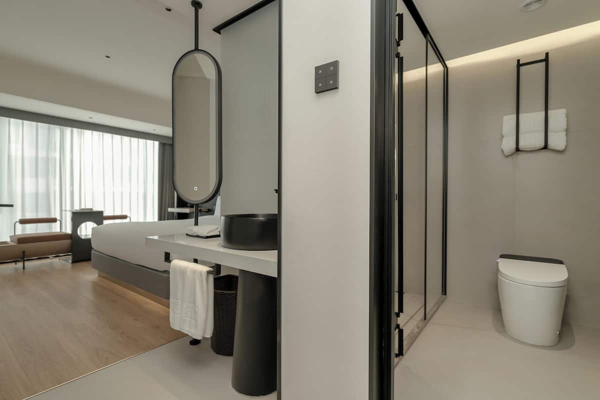 Superior-Doppelzimmer, Stadtblick | Kostenloses WLAN, Bettwäsche