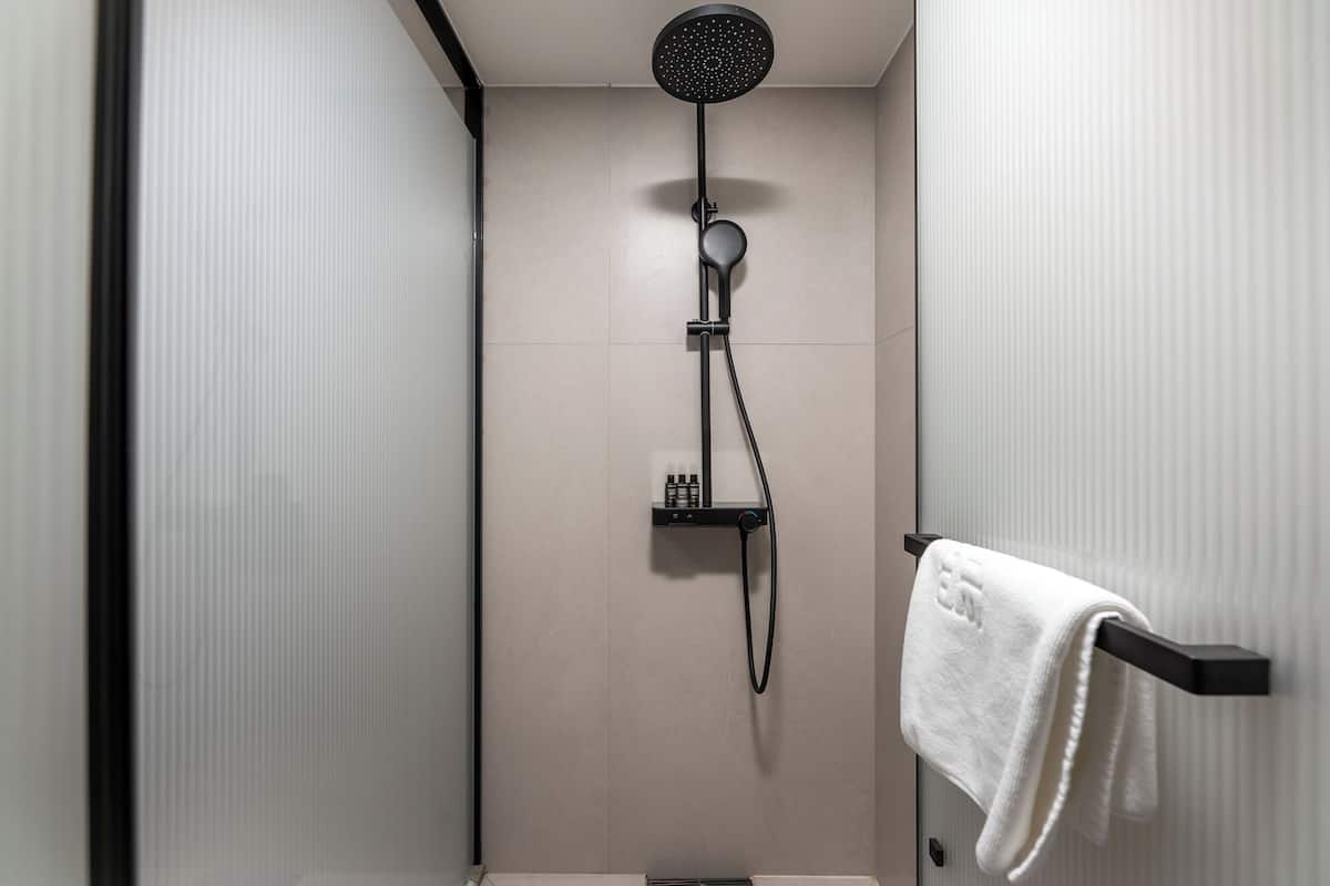 Superior-Doppelzimmer, Stadtblick | Kostenloses WLAN, Bettwäsche