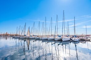 Penthouse Standard - flera sovrum - mot havet (Coral House 2) | Marina