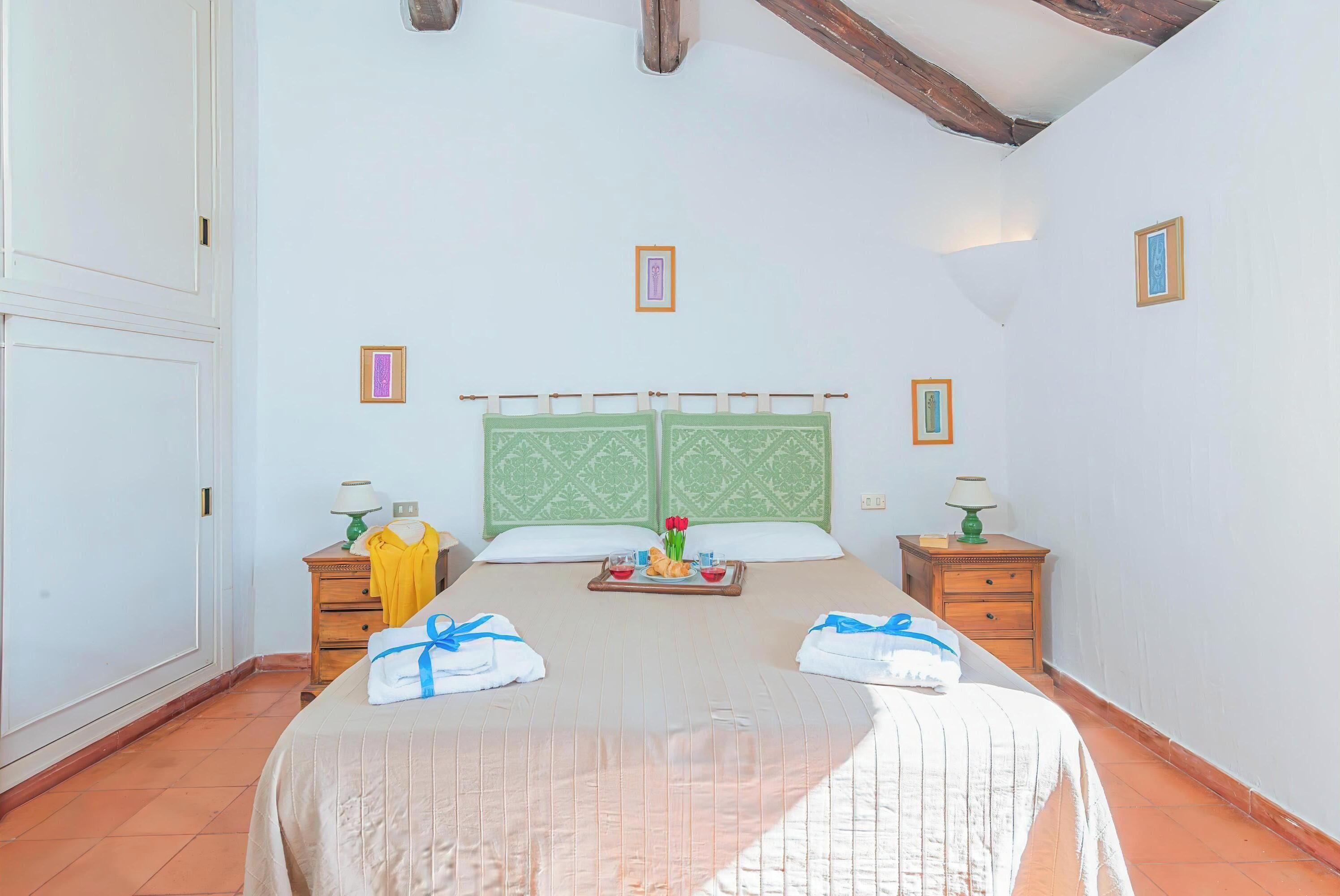 3 soverom, strykejern/-brett og sengetøy