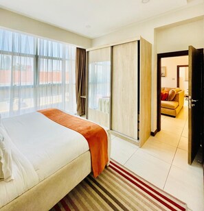 2 chambres, fer et planche à repasser, Wi-Fi gratuit, draps fournis