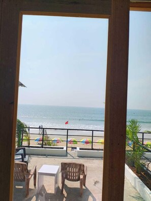 View from property - Vivaans Beach Resort (Canacona)