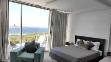 10 bedrooms, iron/ironing board, internet, bed sheets