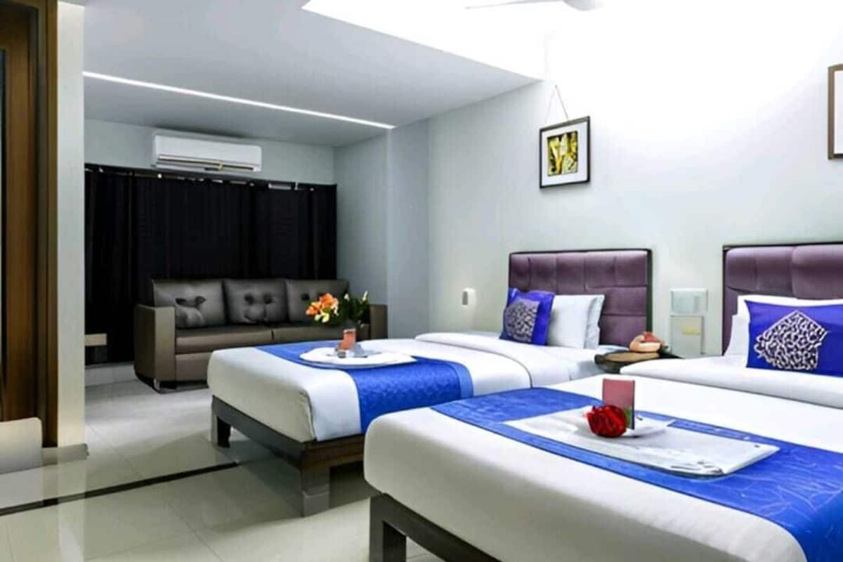 Family Room | Free WiFi